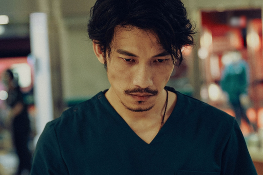 Nam diễn viên Việt đầu tiên tranh giải thưởng Kim Chung