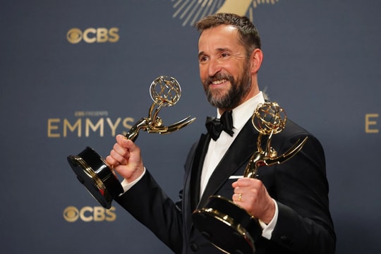 'The Pitt' và 'The Studio' giành nhiều giải thưởng nhất tại Lễ trao giải Emmy