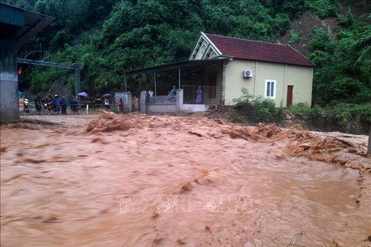 Ngành Giáo dục Thành phố Hồ Chí Minh vận động gần 17 tỷ đồng giúp đồng bào vùng bão lũ