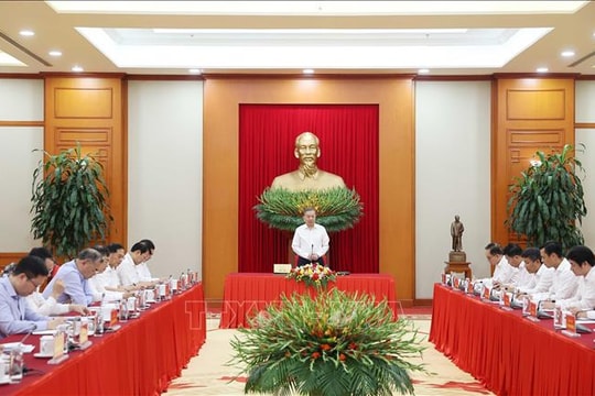 Tổng Bí thư chủ trì làm việc với Ban Thường vụ Đảng ủy Bộ Ngoại giao