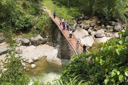 Xóa cầu tạm, xây cây cầu mơ ước tặng người dân nơi "nóc nhà Đông Bắc"