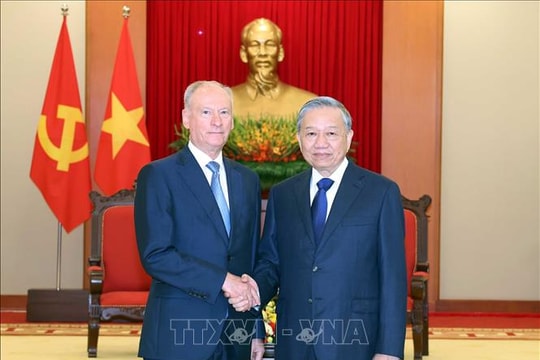 Tổng Bí thư Tô Lâm tiếp Trợ lý Tổng thống Nga