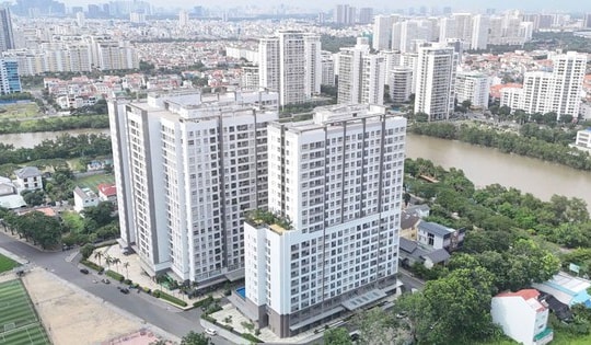 Nghịch lý thị trường căn hộ