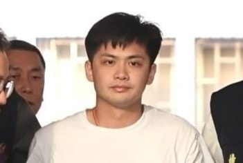 Con trai lãnh đạo đài truyền hình ở Trung Quốc trả giá