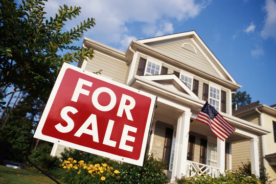 Nghịch lý giấc mơ an cư ở Mỹ: Nhà càng nhỏ, giá càng cao