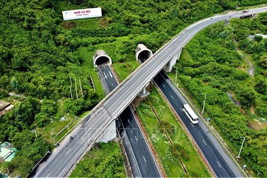 Sẵn sàng khai thác toàn tuyến hơn 83 km cao tốc Vân Phong - Nha Trang