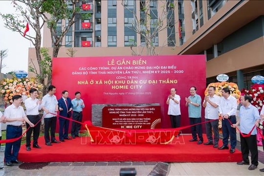 Gắn biển 21 công trình chào mừng Đại hội Đảng bộ tỉnh Thái Nguyên