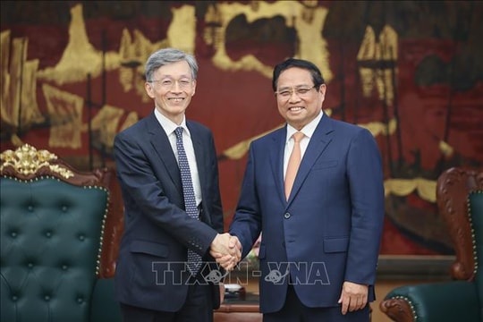 Thủ tướng Phạm Minh Chính tiếp Phó Tổng giám đốc Quỹ tiền tệ Quốc tế Kenji Okamura