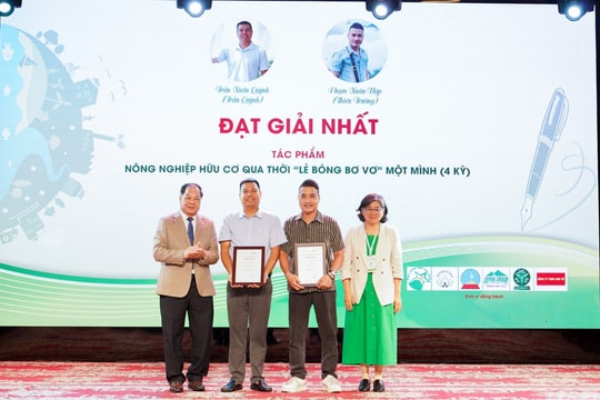 Lễ trao giải cuộc thi viết 'Nông nghiệp hữu cơ - Vì sự tăng trưởng xanh phát triển bền vững'