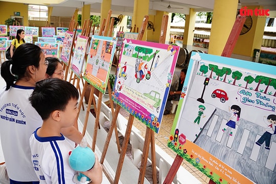 TP Hồ Chí Minh lan tỏa văn hóa giao thông và văn hóa đọc trong học đường
