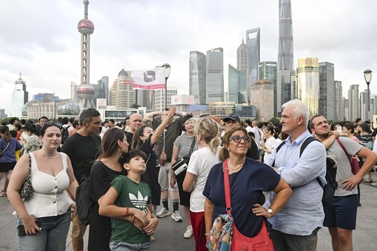 Miễn visa - 'chìa khóa' giúp Trung Quốc hút khách quốc tế