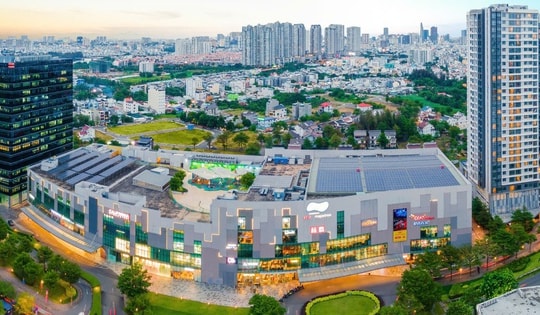 SC VivoCity kỷ niệm 10 năm gắn kết khách hàng