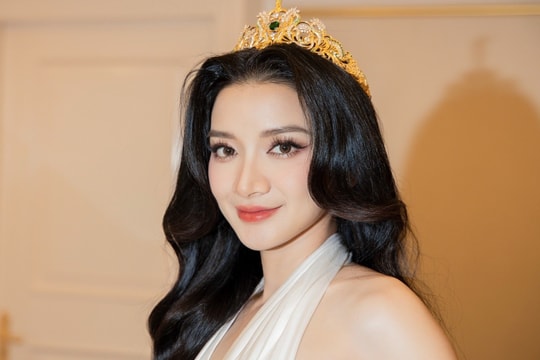 4 cô gái đứng sau Hoa hậu Yến Nhi