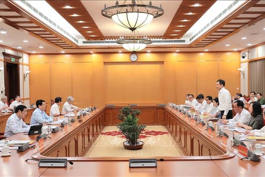 Đồng Nai trước vận hội mới - Bài cuối: Xây dựng đội ngũ cán bộ năng lực, uy tín là yếu tố then chốt