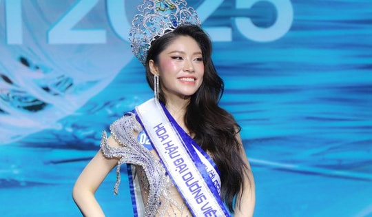 Người đẹp Gen Z biết 4 ngoại ngữ đăng quang Hoa hậu Đại dương Việt Nam 2025
