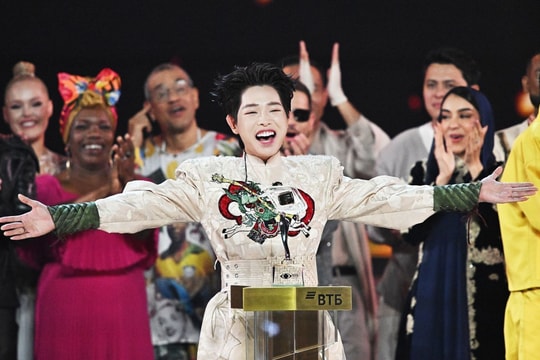 Đức Phúc chiến thắng trong cuộc thi Intervision tái khởi động tại Moskva