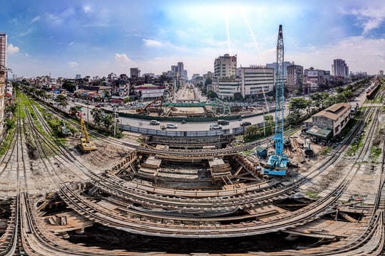 Ảnh 360 độ: Hầm chui Kim Đồng - Giải Phóng tăng tốc về đích