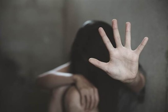 MC đài truyền hình bị tố quấy rối tình dục đồng nghiệp suốt 5 năm