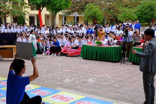 Ban hành hướng dẫn mới về tư vấn học đường và công tác xã hội trong trường học