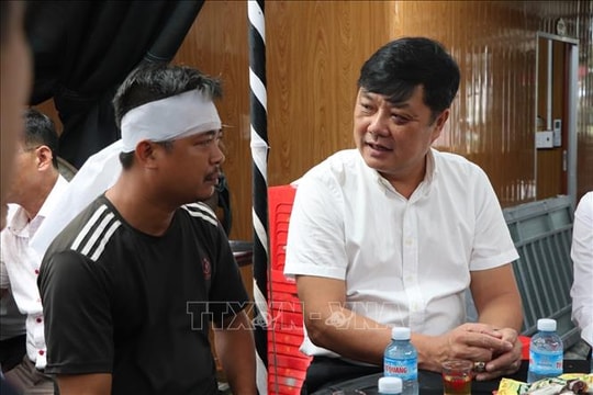 Lãnh đạo TP Hồ Chí Minh thăm hỏi gia đình các nạn nhân trong vụ TNGT