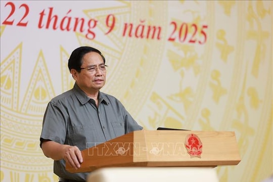 Thủ tướng Phạm Minh Chính: Phải trả lời được câu hỏi tại sao giá nhà chung cư lại cao và cao mãi