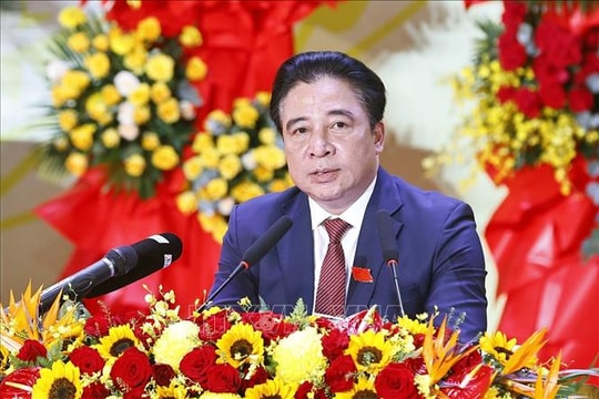 Phê chuẩn Chủ tịch UBND hai tỉnh Khánh Hòa và Thanh Hóa