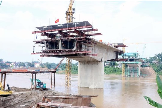 UBND tỉnh Phú Thọ là cơ quan chủ quản dự án Hợp phần 1 xây dựng cầu nối Phú Thọ với Sơn La