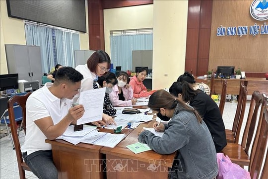Phú Thọ: Tích cực hỗ trợ lao động thất nghiệp sớm tìm được việc làm