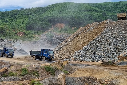 Hàng loạt mỏ đá ở Đà Nẵng gian lận khối lượng khai thác