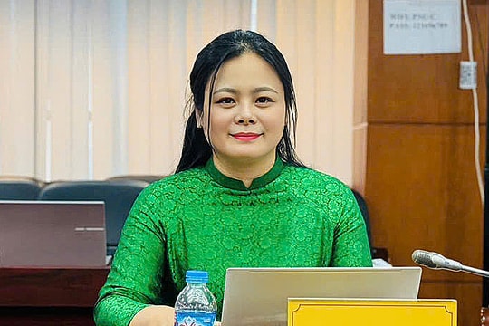 'Giá nhà tăng cao khiến người trẻ không dám kết hôn, sinh con'