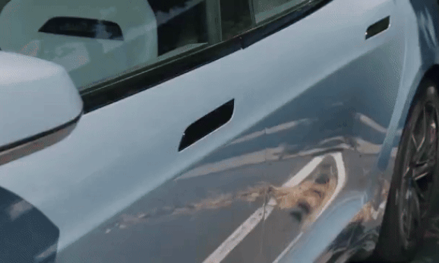 Những cách sử dụng tay nắm cửa thò thụt trên xe điện