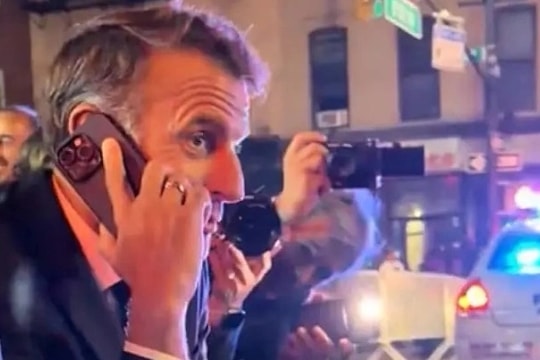 Bị cấm đường ở New York, Tổng thống Macron gọi điện cho ông Trump