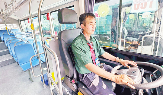 Lưu ý khi tìm việc làm tài xế lái xe tại TP.HCM