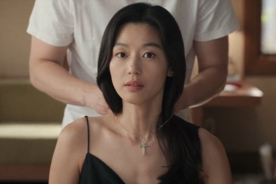 Jun Ji Hyun bị tẩy chay, hủy bỏ loạt quảng cáo?