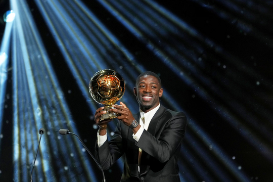Dembele: Từ "bệnh binh" thành "thủ lĩnh" với Quả bóng Vàng 2025