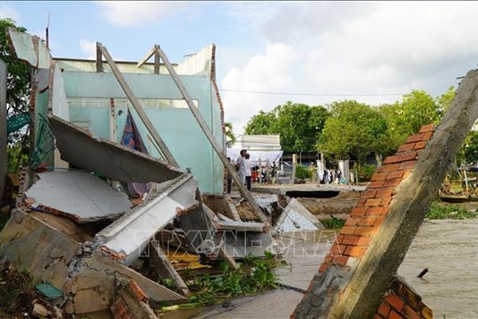 Đồng Tháp tiếp tục xảy ra sạt lở bờ sông Tiền