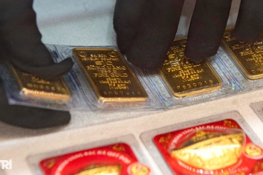 Giá vàng miếng tăng vọt lên 135 triệu đồng/lượng