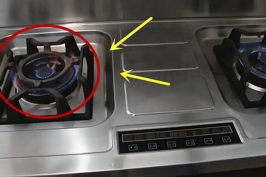Vì sao bếp gas bên trái không nên để xào nấu?