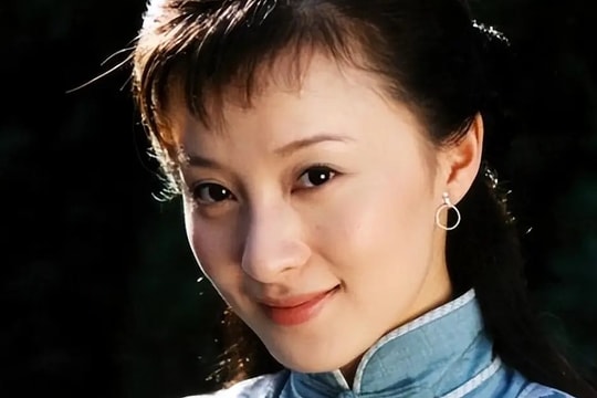 Mối tình sau một cuộc điện thoại của mỹ nhân 'Tân dòng sông ly biệt'