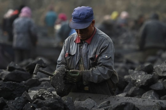 Sản xuất nhiên liệu hóa thạch dự báo nhiều gấp đôi mức để đạt mục tiêu khí hậu