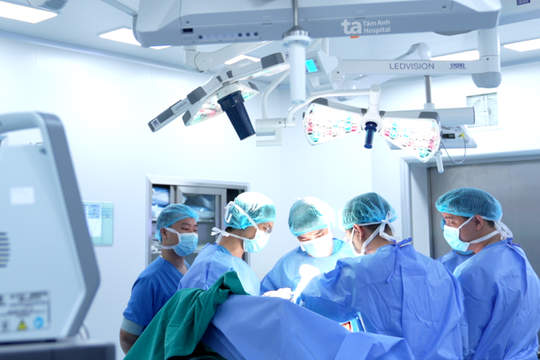 Xuất viện sau 24 giờ thay khớp gối nhân tạo