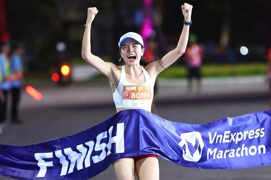 Trần Duyên - từ giảng đường sư phạm đến KOL chạy bộ