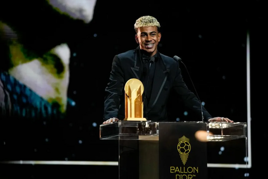 Yamal: 'Phải leo dần mới tới được đỉnh cao'