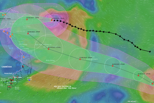Thêm một cơn bão gần Biển Đông