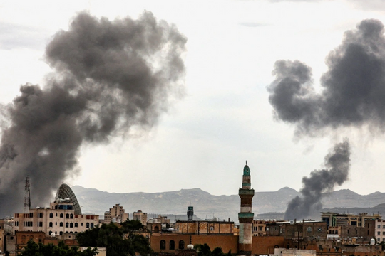 Israel phát động làn sóng không kích mới vào Yemen