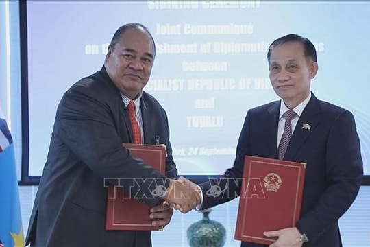Việt Nam và Tuvalu thiết lập quan hệ ngoại giao