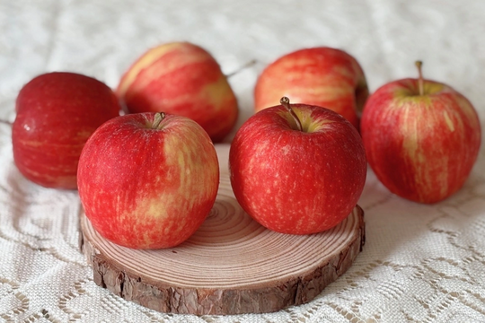 Lợi ích bất ngờ của việc ăn táo mỗi ngày