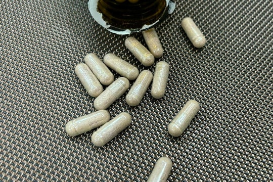 Thiếu vitamin nào gây khô miệng?