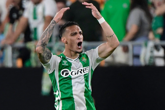 Antony giúp Betis thoát thua ở Europa League