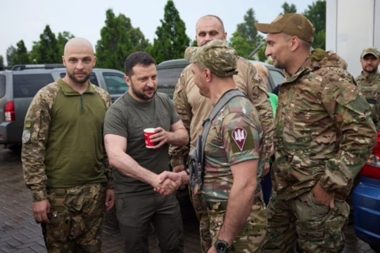 Những trạm xăng tiền phương tiếp thêm hy vọng cho người Ukraine